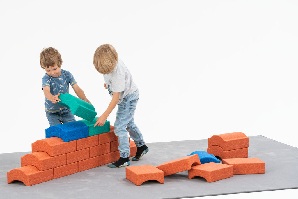 Bauen und Erleben Paket - Premium Produkt Made in Germany mit 22 Spielsteinen